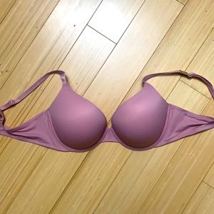 Victoria’s Secret Wear Everywhere Push-up Bra 38C